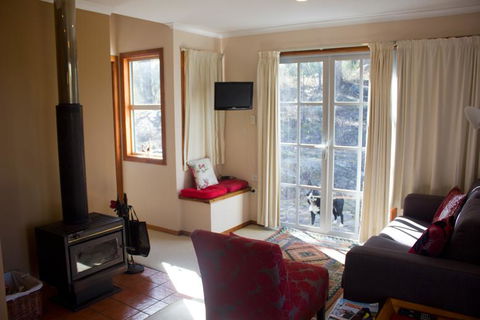 Whiskey Gully Wines - Accommodation Gladstone 0
