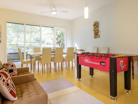Whispering Trees - Accommodation Gladstone 2