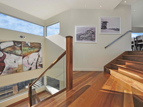 Whispers - Accommodation Gladstone 3