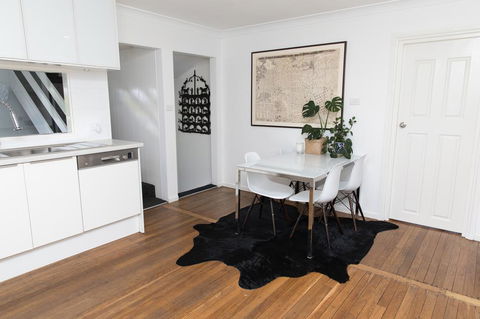 White Beach Cottage - Accommodation Gladstone 2