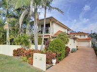 Book Nelson Bay Accommodation Vacations Accommodation Gladstone Accommodation Gladstone