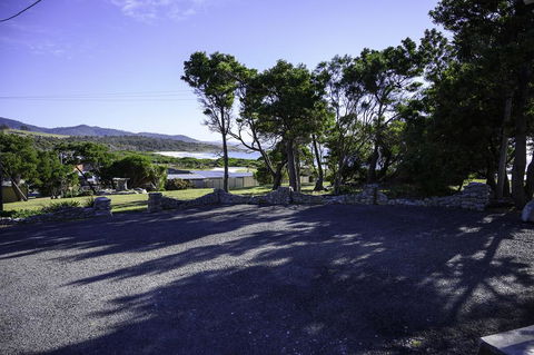 White Sands Estate - Accommodation Gladstone 1