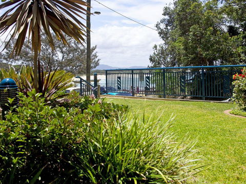 Whitesands G1 - Accommodation Gladstone 3