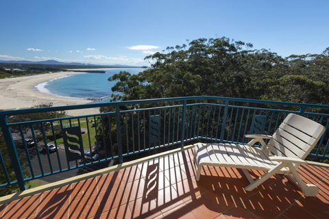 Whitesands Penthouse 1 - Accommodation Gladstone 2