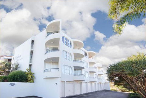 Wickham Cove Unit 10, 45 Albert Street. Kings Beach - Accommodation Gladstone 0