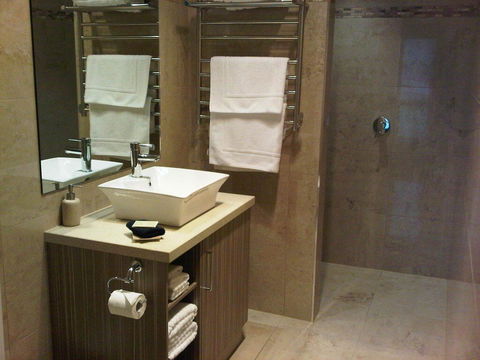 Wild Cattle Creek Estate - Accommodation Gladstone 2