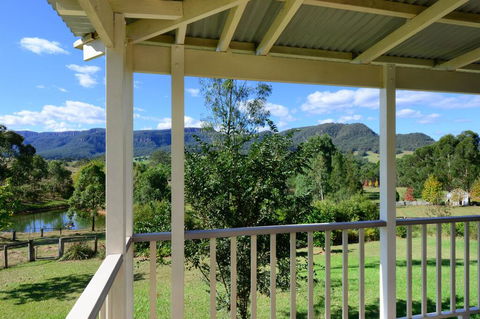 Wild Rose Cottage- Kiaroo, Kangaroo Valley - Accommodation Gladstone 0