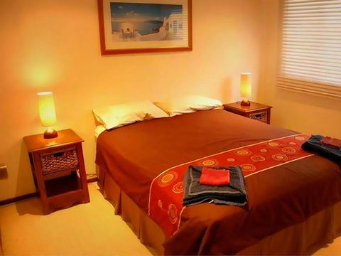 Wildsights Beach Units - Accommodation Gladstone 2