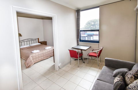 Wiley Park Hotel - Accommodation Gladstone 0
