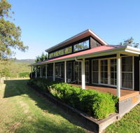 Willabrook Retreat - Rest Cottage - Spoil yourself - Accommodation Gladstone