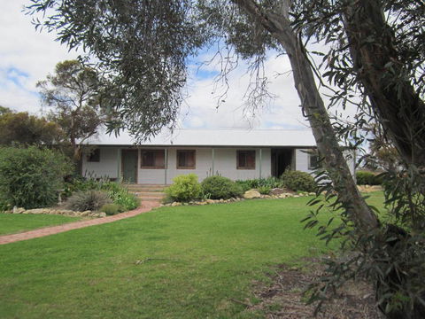 Willalooka Tavern - Accommodation Gladstone 1