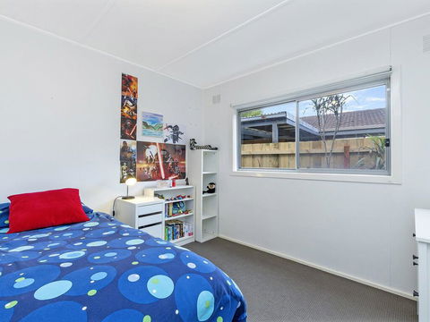 Willan - 43 Powling Street - Accommodation Gladstone 1