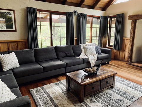 William Bay Cottages - Accommodation Gladstone 1