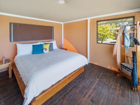 Wilson Island - Accommodation Gladstone 2