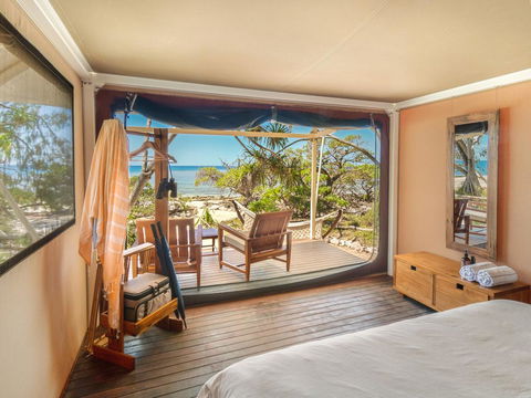 Wilson Island - Accommodation Gladstone 1
