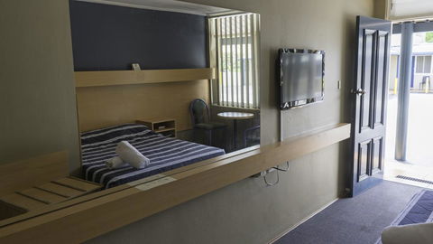 Windsor Motel - Accommodation Gladstone 1