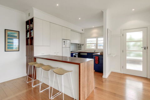 Windward House - Accommodation Gladstone 3