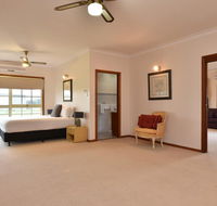 Wine Country Homestead 1br Studio - Accommodation Gladstone