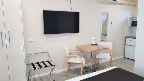 Wingham Motel - Accommodation Gladstone 2