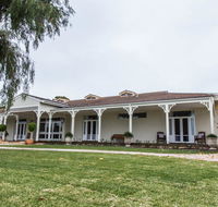 Winniston Lodge Luxury Accommodation - Accommodation Gladstone