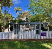 Wisteria Cottage 95 Main Western Road - Accommodation Gladstone