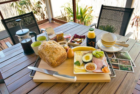 Witches Falls Cottages - Accommodation Gladstone 2