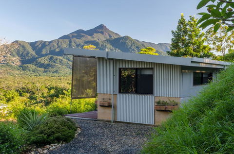 Wompoo Eco Retreat - Accommodation Gladstone 0