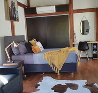 Woodwark Bay Retreat Airlie Beach - Accommodation Gladstone