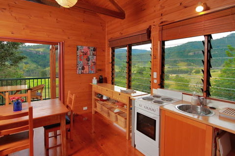 Worendo Cottages - Accommodation Gladstone 2