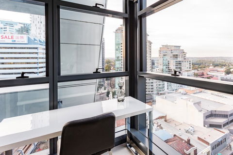 Wyndel Apartments Chatswood - Premium Apartment - Accommodation Gladstone 2