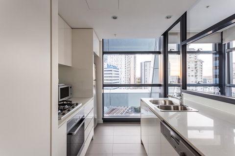 Wyndel Apartments Chatswood - Premium Apartment - Accommodation Gladstone 1