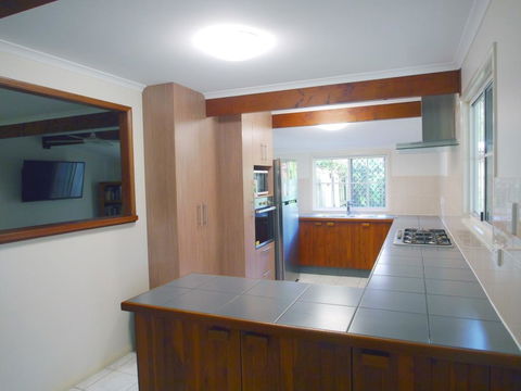Wyndham Lodge - Accommodation Gladstone 2