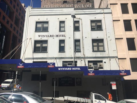 Wynyard Hotel - Accommodation Gladstone 0