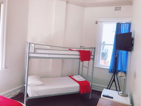 Wynyard Hotel - Accommodation Gladstone 3