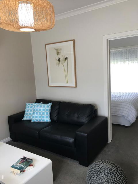 Wypinga B&B - Pet Friendly - Accommodation Gladstone 1