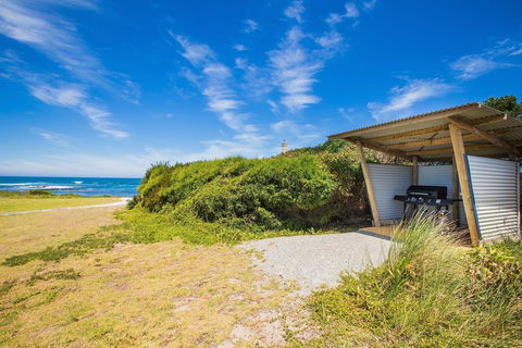 Wytonia Beachfront Accommodation - Accommodation Gladstone 2