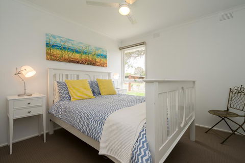 Xanadu Shores - Accommodation Gladstone 1
