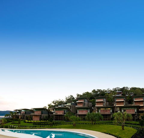 Yacht Club Villas - Accommodation Gladstone 2