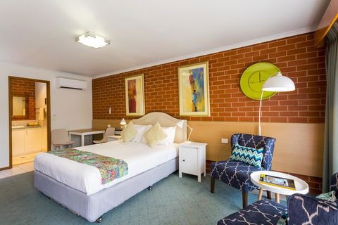 Yackandandah Motor Inn - Accommodation Gladstone 0