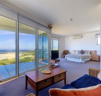 WYTONIA 3 PENTHOUSE - Accommodation Gladstone