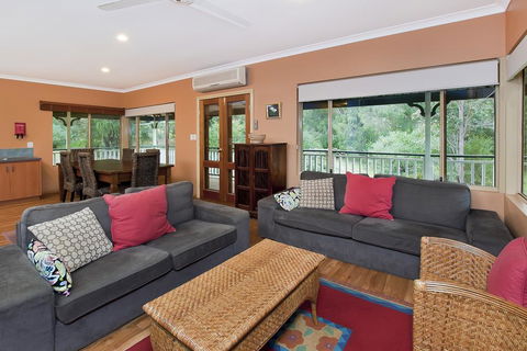 Yallingup Forest Resort - Accommodation Gladstone 1