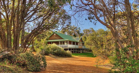 Yallingup Forest Resort - Accommodation Gladstone 0