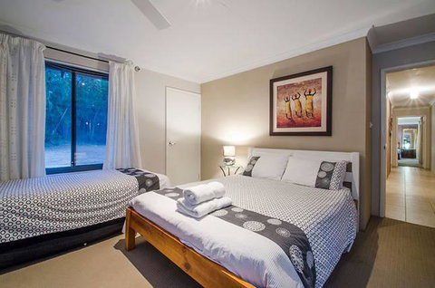 Yallingup Pet Friendly Bush Retreat - Accommodation Gladstone 2