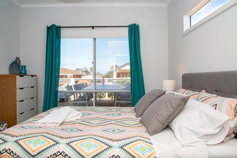 Xanadu - Aldinga Beach - Accommodation Gladstone 2