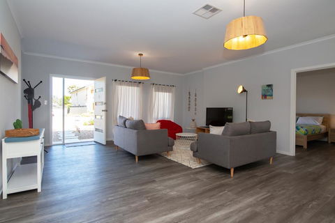 Xanadu - Aldinga Beach - Accommodation Gladstone 3