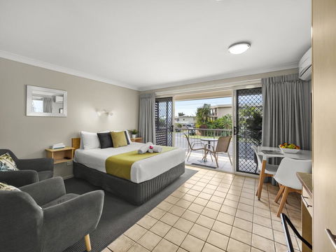 Yamba Sun Motel - Accommodation Gladstone 0