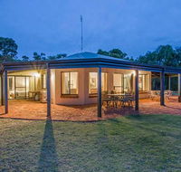 Yallingup Pet Friendly Bush Retreat - Accommodation Gladstone