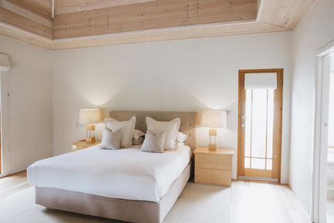Yallingup Villas - Accommodation Gladstone 2