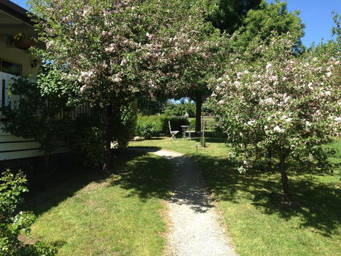 Yarra Glen Bed & Breakfast - Accommodation Gladstone 1