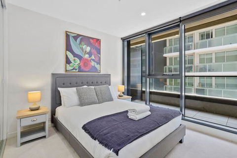 YARRA - YARRA Toorak Rd & Chapel St. Pool, Gym & Parking - Accommodation Gladstone 2